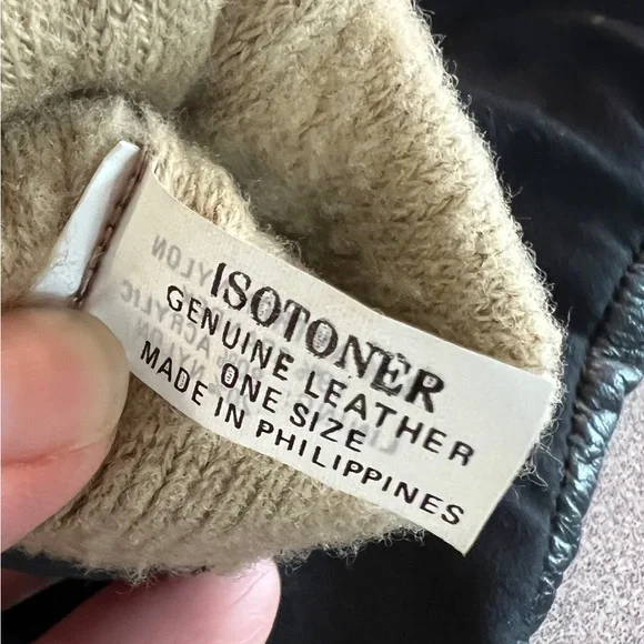 Authentic vintage Aris Isotoner leather gloves for ladies. - Picture 3 of 7